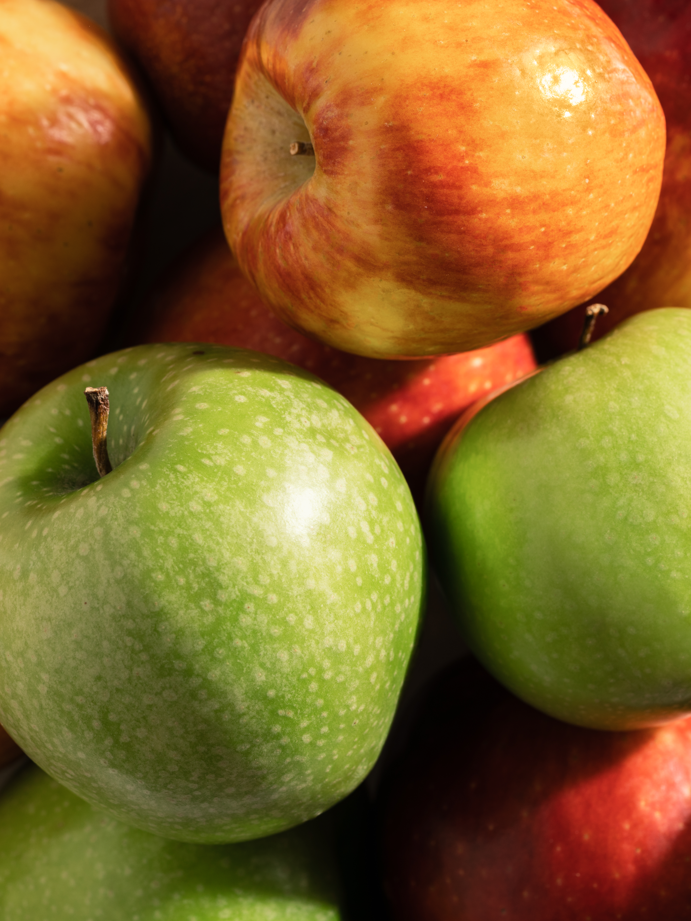 Apple - Freshen Life One Room at a Time